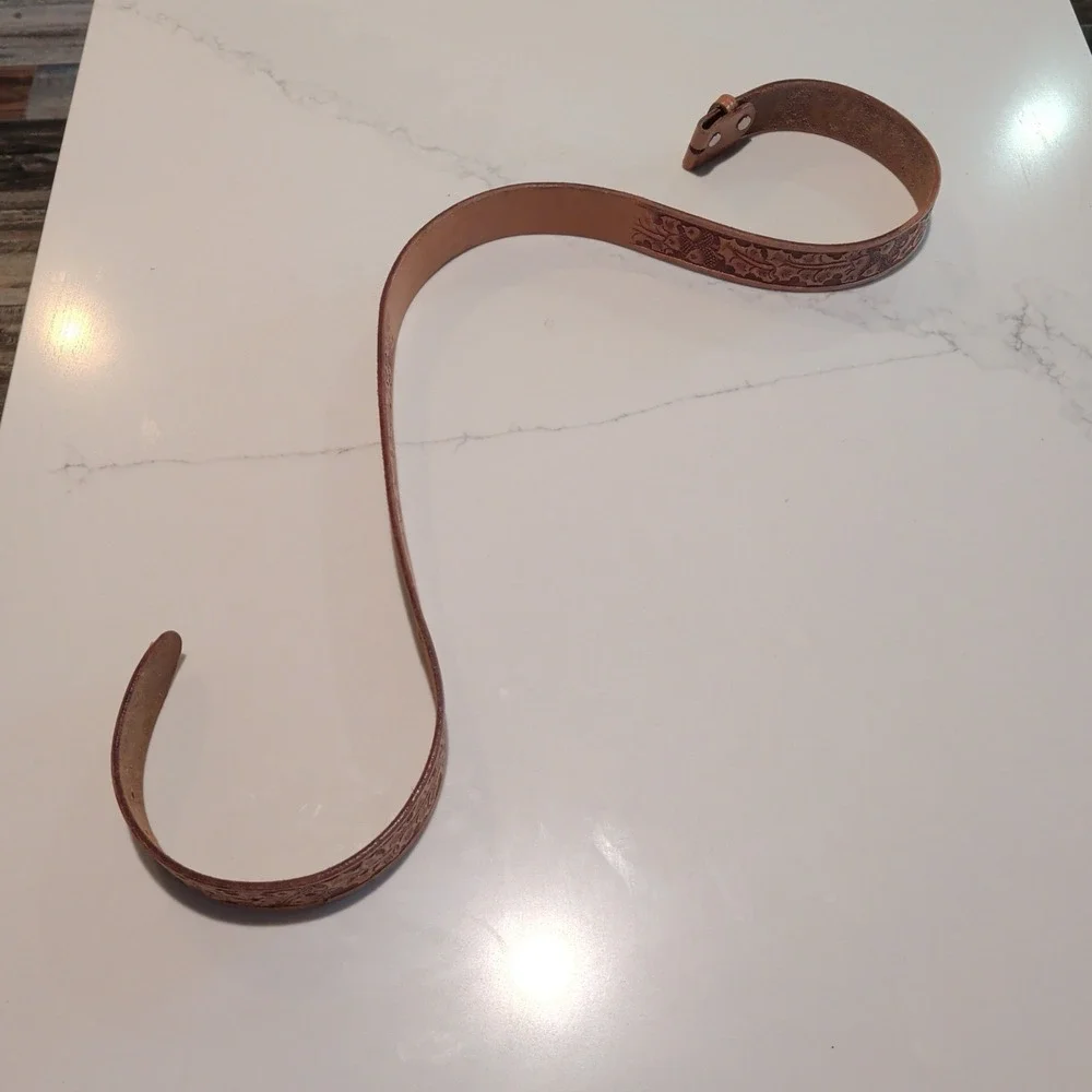 45 Inch Looper Leather Belt - Picture 2 of 4